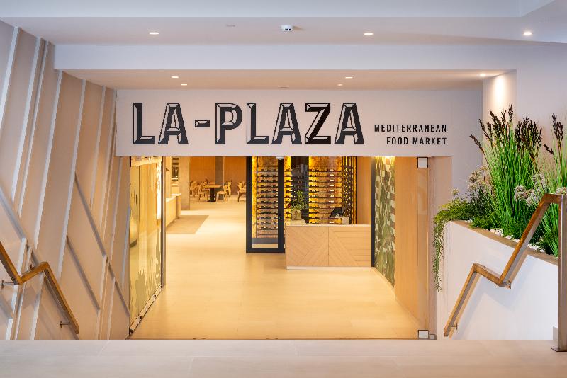 L'Azure Hotel