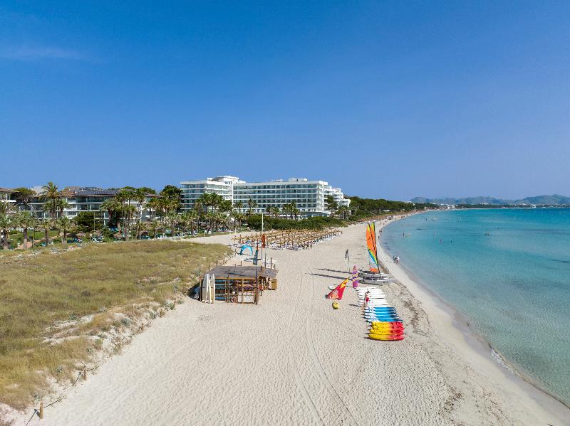 Playa Esperanza Resort