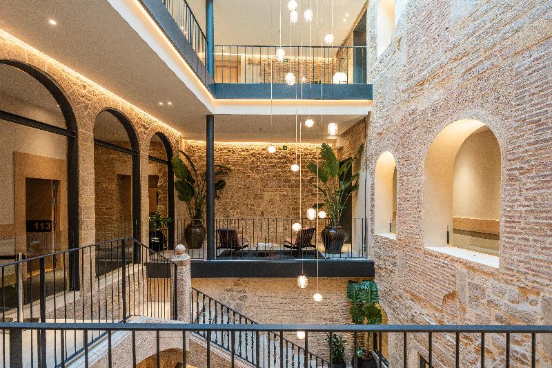 Gran Hotel Barcino 4*S
