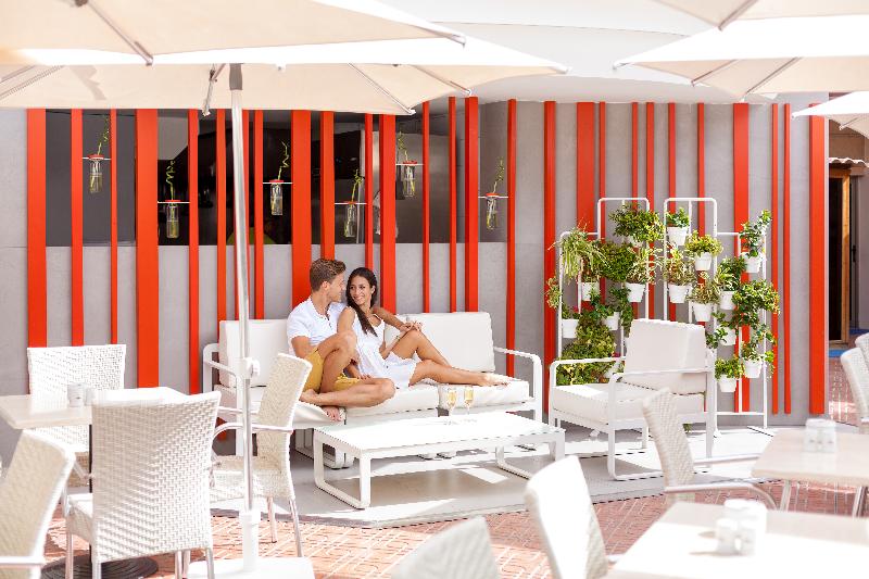 Mur Hotel Neptuno